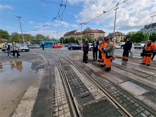 PREDSJEDNIK GRADSKE SKUPŠTINE OBIŠAO POPLAVLJENU BRANIMIROVU ULICU