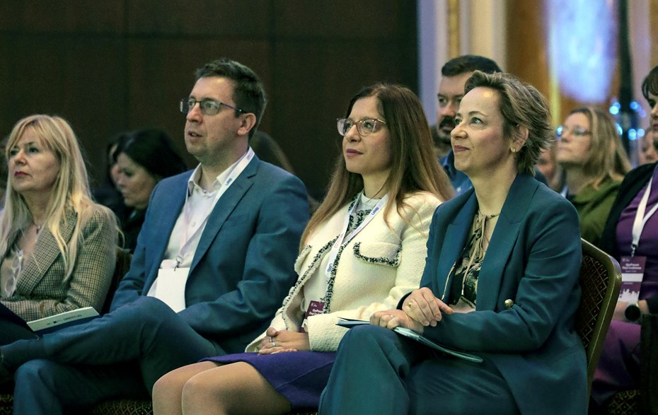 RAVNOPRAVNOST SPOLOVA U JAVNOJ NABAVI