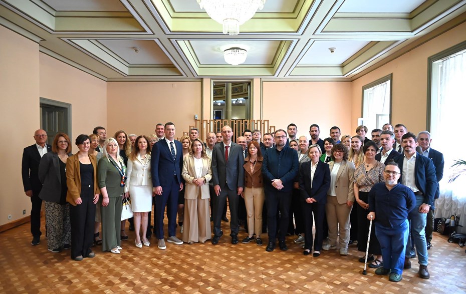 KONSTITUIRANA GRADSKA SKUPŠTINA GRADA ZAGREBA
