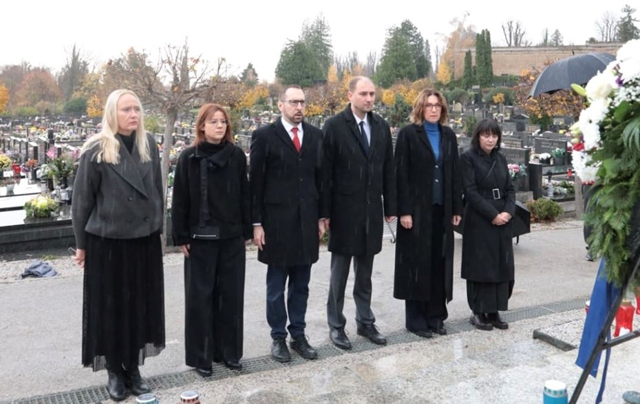 Polaganje vijenaca uoči Dana sjećanja na žrtve Domovinskog rata i Dana sjećanja na žrtvu Vukovara i Škabrnje