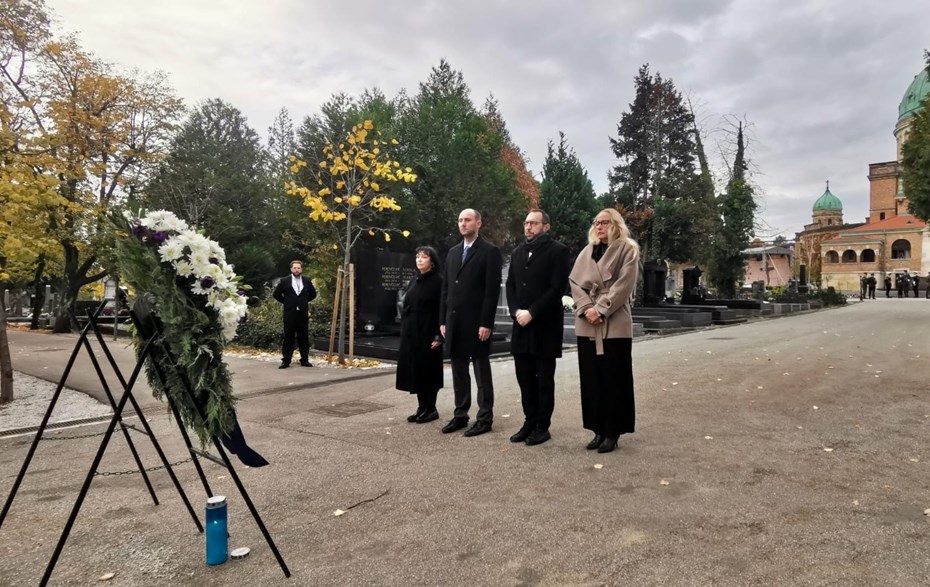 POLAGANJE VIJENACA U POVODU BLAGDANA SVI SVETI