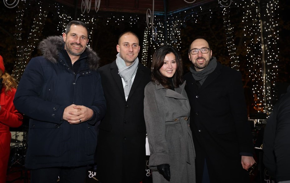 Paljenjem prve adventske svijeće na Manduševcu započeo Advent u Zagrebu