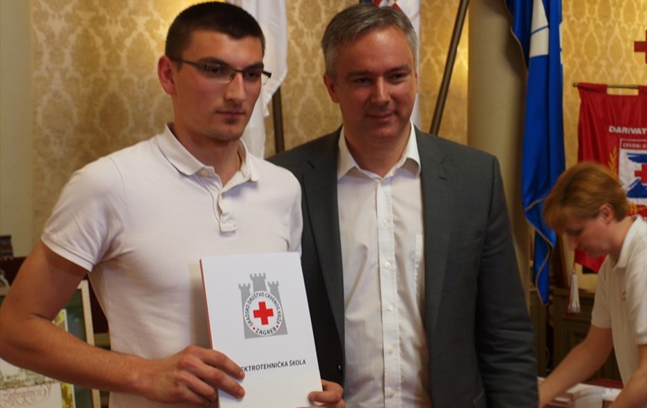 Svečanost u povodu prvog darivanja krvi učenika zagrebačkih srednjih škola